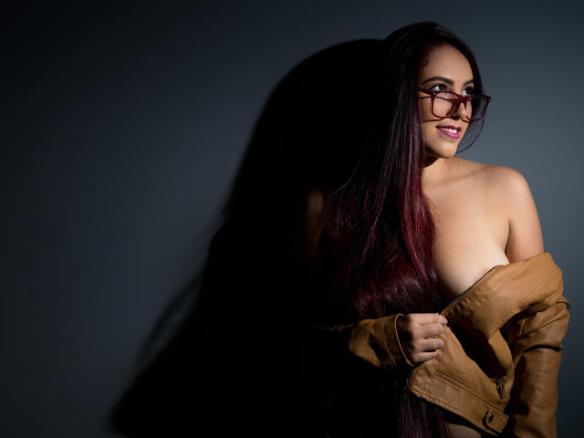 HillaryBonner - Live sex cam - 6663909