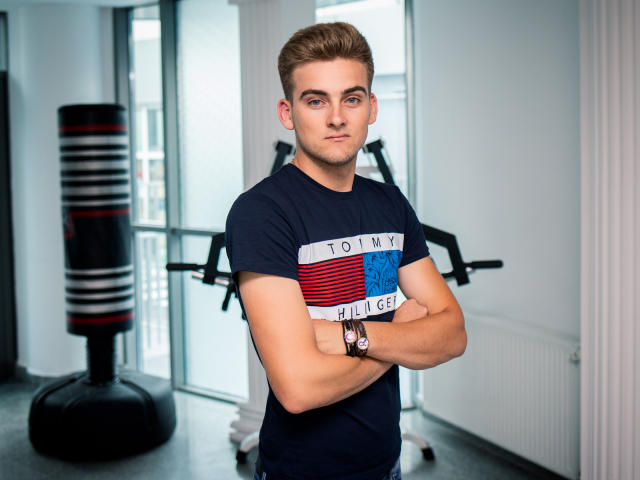 ChrisMalone - Camera khiêu dâm &amp; quyến rũ trực tiếp - 6665824