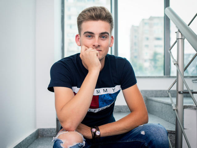 ChrisMalone - Camera khiêu dâm &amp; quyến rũ trực tiếp - 6665834