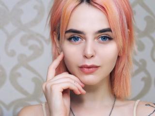 MyRose - Live sex with a Girl with average boobs 