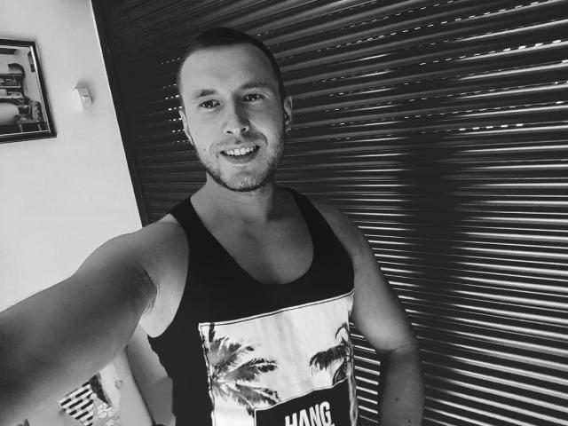 MikeSmithX - Camera khiêu dâm &amp; quyến rũ trực tiếp - 6675482