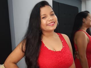 SammyReyes - Live chat sex with this shaved private part Sexy babes 