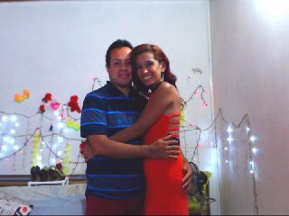 DuoDiamante - Chat cam hard with a Female and male couple 