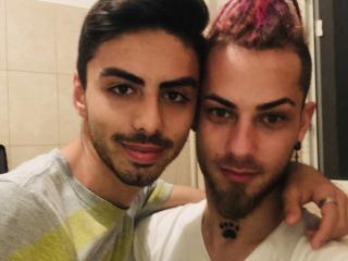 NickAndJhony - Chat live sex avec un Couple Homo  
