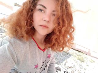 AlanaEmory - chat online sexy with a shaved pubis Hard girl 