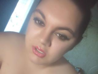 AngeKiss - online show xXx with this brunet Hard girl 