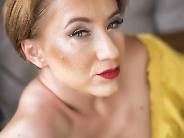 GingerBarr - Video chat sexy with a trimmed sexual organ Gorgeous lady 