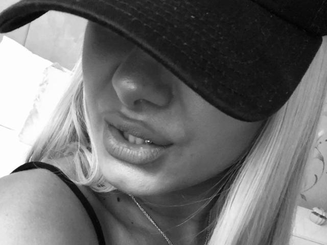 SweetJoy - Live sex cam - 6786338