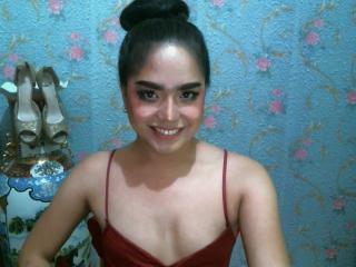 GorgeousCock - Web cam hot with a dark hair Trans 