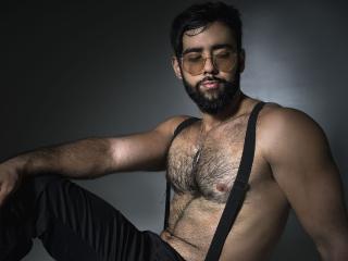 CoryDuncann - Live nude with this hairy pubis Men sexually attracted to the same sex 