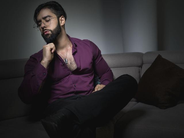 CoryDuncann - Chat live sex with a black hair Men sexually attracted to the same sex 