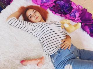 AlanaEmory - Webcam live sexy with this European Hard young and sexy lady 