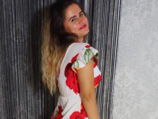 MayaLouise - Show xXx with this being from Europe Exciting young lady 