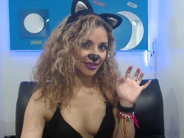 SerenaCrazy - Live sexe cam - 6826739