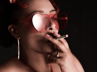 GabriellaBianco - Show live en direct avec une Admirable fille bien roulée anatomie parfaite  