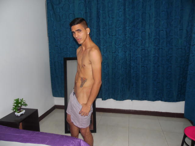 RobertFetiche - Sexe cam en vivo - 6843929