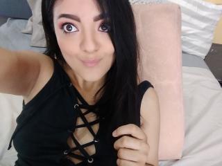 LizethCruzX - Live chat sexy with this shaved genital area Nude young and sexy lady 