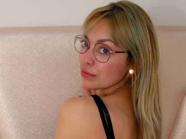 MiaHoty - Camera khiêu dâm &amp; quyến rũ trực tiếp - 6853729