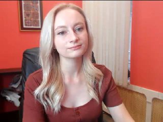LissaAva - Chat cam nude with a average body Sexy girl 