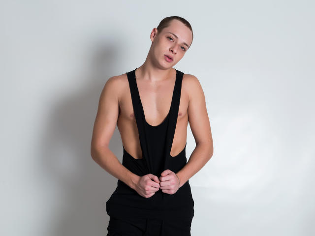 MikeDecker - Sexe cam en vivo - 6873519