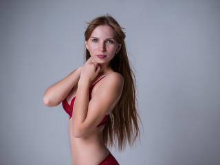 PaigePainal - Cam sex with this amber hair Nude 18+ teen woman 