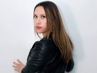 MeganLee - Live chat excitant avec cette Divine jeune beauté anatomie délicate  