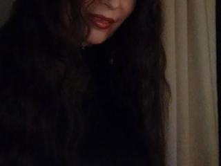 GinaSoul - Live cam nude with this average constitution Lady 