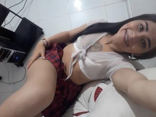 CristalHugetss - Webcam live sexy with a shaved sexual organ Ladyboy 