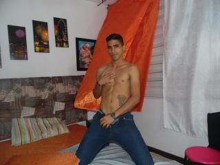 RobertFetiche - Live sex cam - 6918428