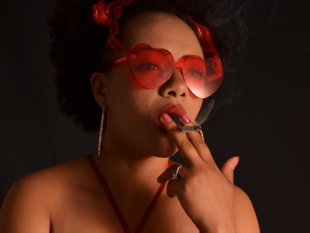 GabriellaBianco - Live chat sex with a Porn teen 18+ with gigantic titties 