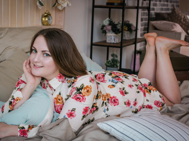 JulietSummer - Live sex cam - 6922153