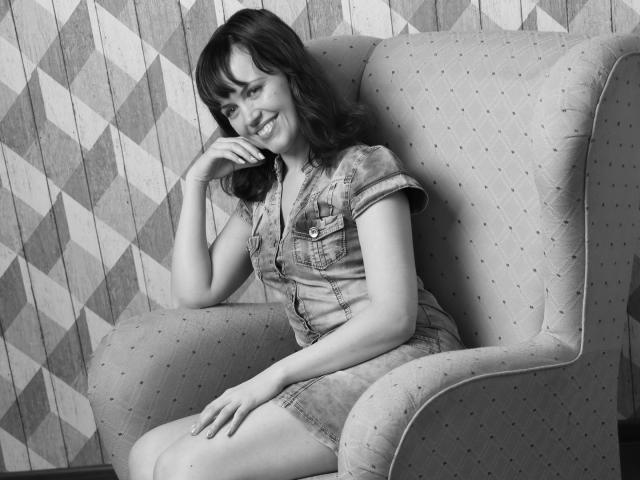 KarinaCharm - Live Sex Cam - 6949284