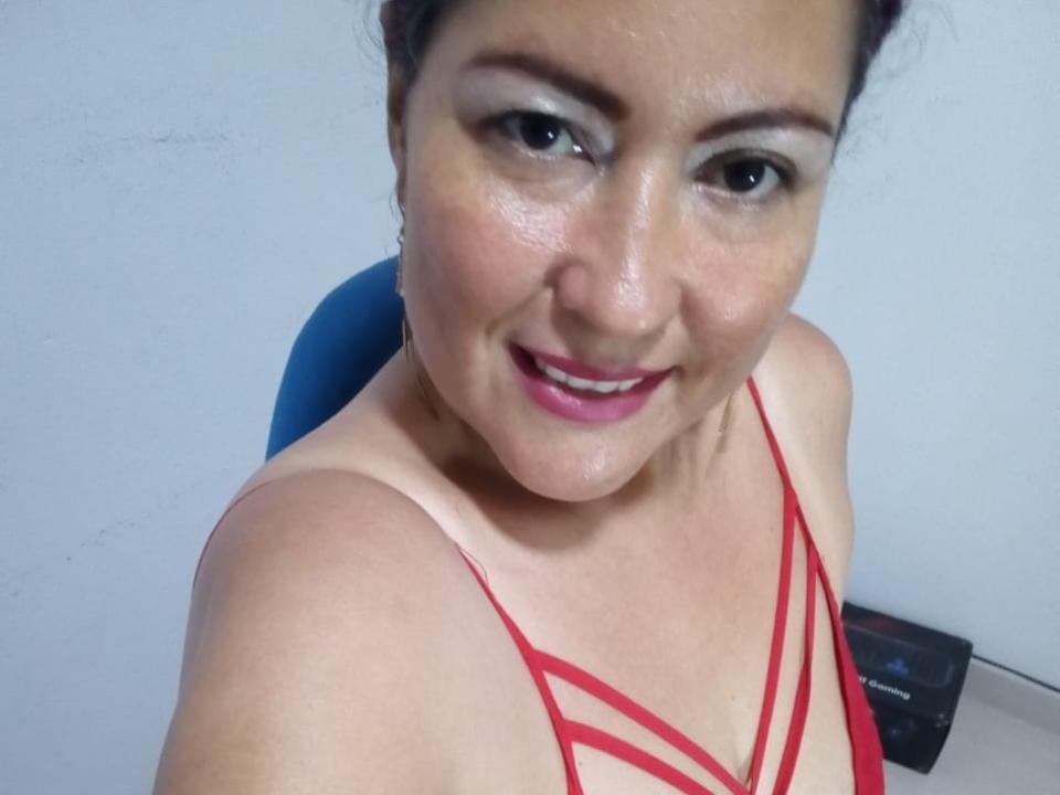 MichelaLady - Live Sex Cam - 6954734
