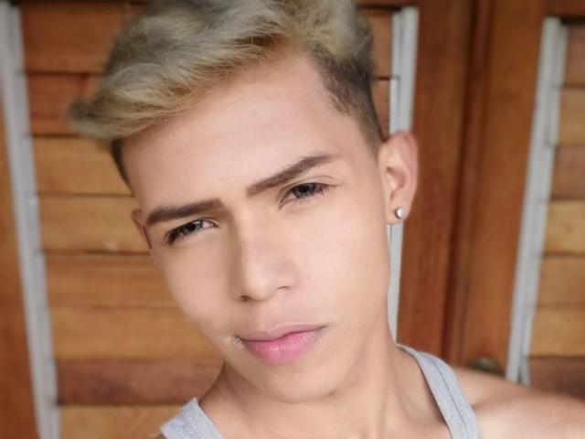 PaoloDiGenova - Live porn &amp; sex cam - 6954939