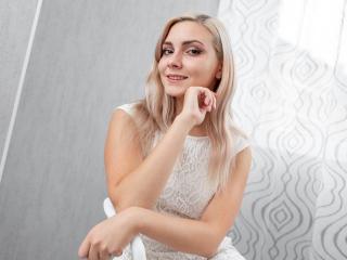 TinaLovely - Chat live nude with this standard build XXx teen 18+ 