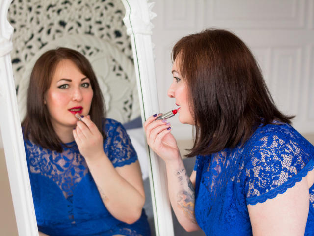 CorneeMilf - сексуальная веб-камера в реальном времени - 6957239