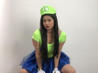 RileyHorny - online chat exciting with this regular melon Hot teen 18+ 