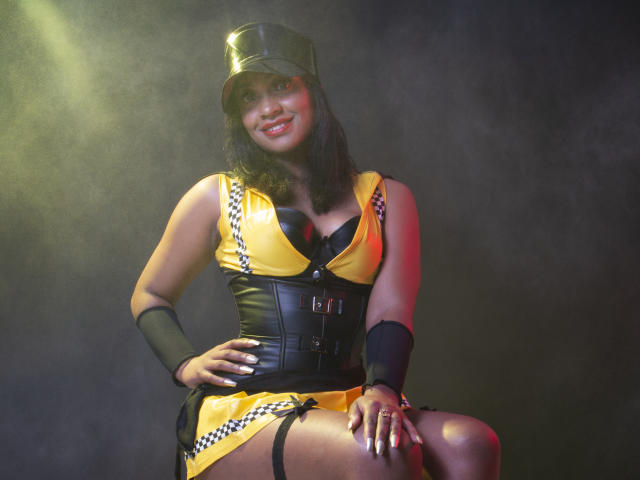 Allycharlote - Live Sex Cam - 6976243