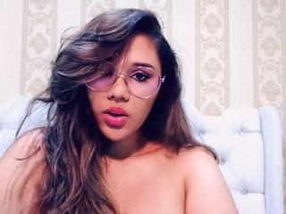 TiffanyKlein - Live cam hot with this stacked XXx young lady 