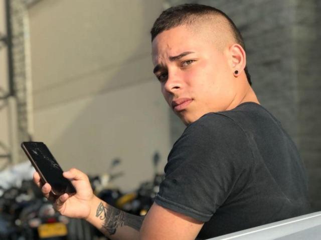 ApoloTux - Sexe cam en vivo - 7003294