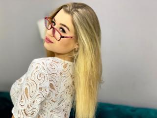 HotXHelen - Live chat sexy with a standard tits size Exciting young and sexy lady 