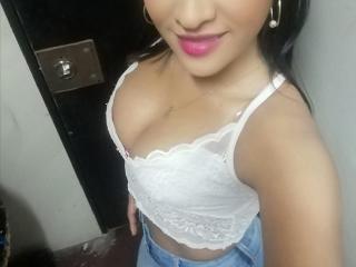 Crazymishell - Chat live porno avec une Belle jeune camgirl française bien roulée latinas sur XloveCam 