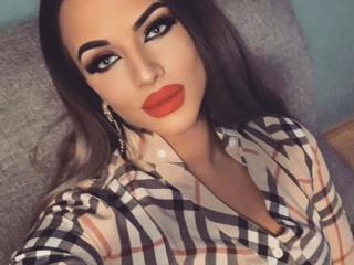 Jessica69Dolly - Live chat hot with a charcoal hair Hot young and sexy lady 