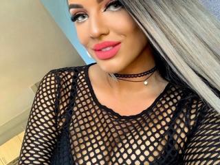 Jessica69Dolly - Show sex with this dark hair X teen 18+ 
