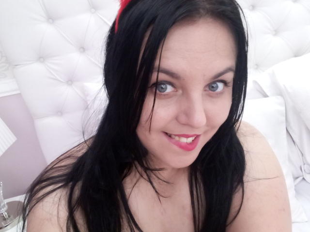 AdelaydaHot - сексуальная веб-камера в реальном времени - 7023386