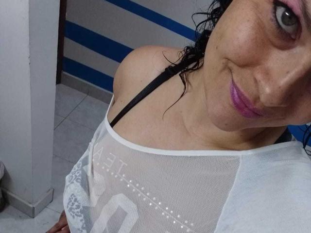 ExquisiteLatina - Sexe cam en vivo - 7028228