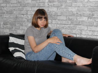 RachelGrray - Chat porn avec cette Splendide jeune camgirl bien roulée anatomie esthétique sur Xlovecam 