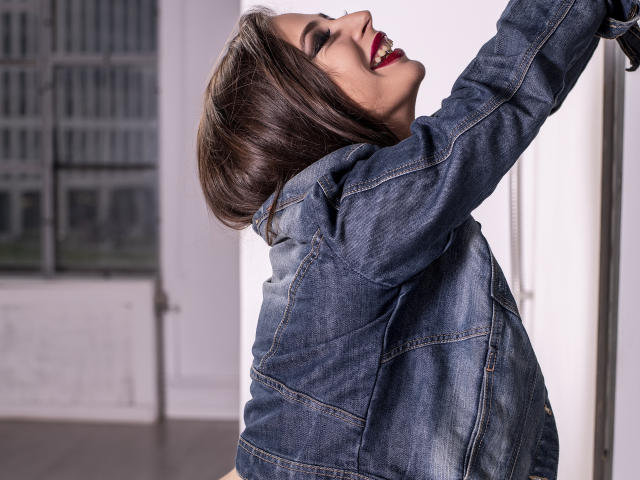 IvyCoc - Live sex cam - 7043258