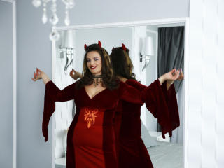 YourDreamMilf - chat online sex with this chestnut hair Porn teen 18+ 