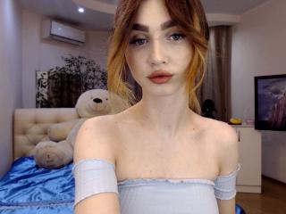 SkyEyes - Webcam hot with this White Sex girl 